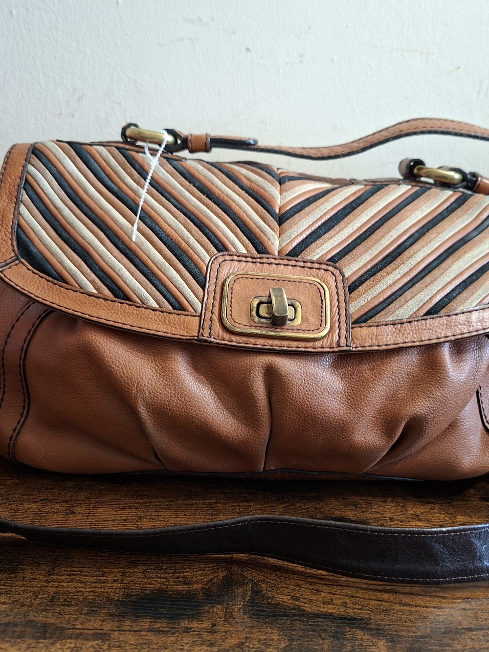 Fossil Brown Leather Shoulder Bag with Striped Flap - Picture 7 of 11